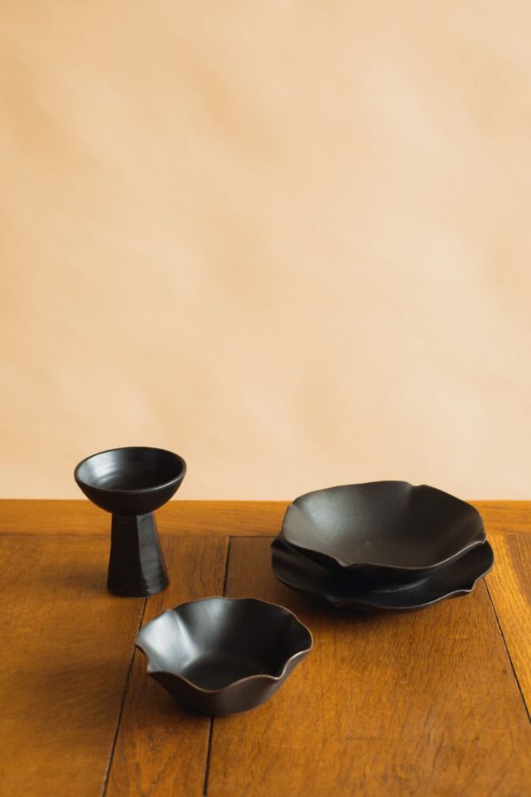 Hanaemi Ceramic Plates and Bowls
