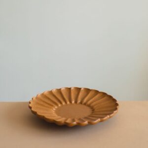 Yoshida Rinka Brown Plate