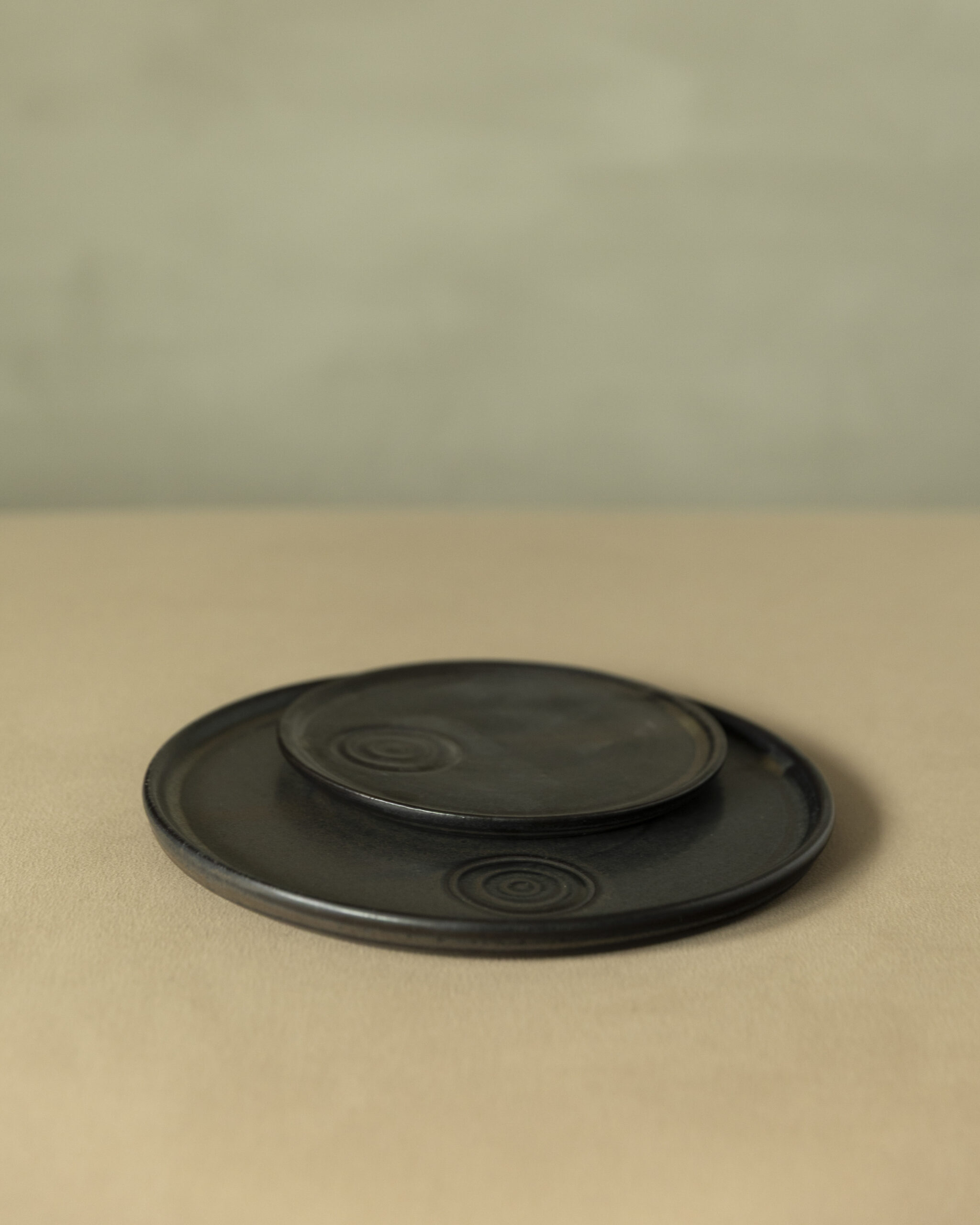 Ripples Small plate (Toffee / Black) - Image 4